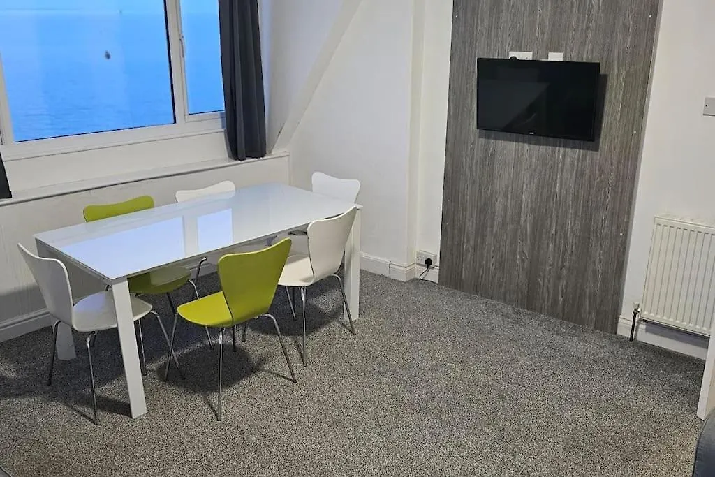 Farina No9, 2 Bedroom Sea View Apartment Sleeping 7 Guests Bridlington Wielka Brytania